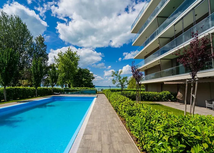 Myflat Coral Suite